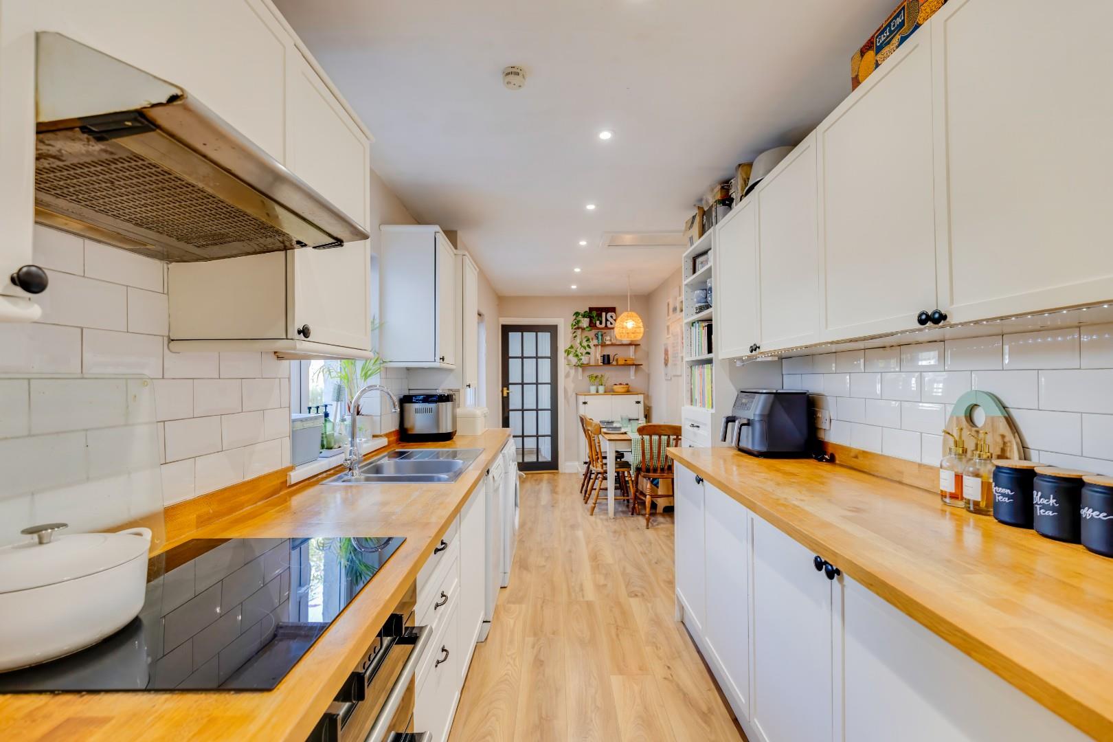 39 Redlands Road, Penarth, CF64 2WD